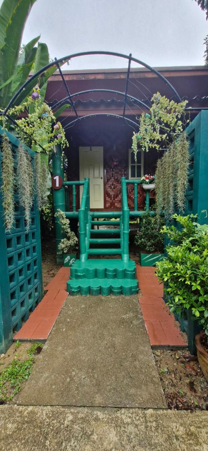 The Royal Bamboo Lodges - Sha Certified Khao Sok National Park Eksteriør bilde