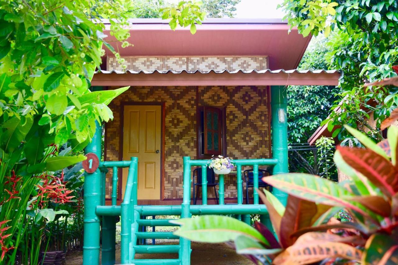 The Royal Bamboo Lodges - Sha Certified Khao Sok National Park Eksteriør bilde